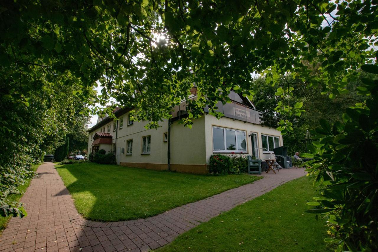 Gasthaus Zum Frohsinn Bosau Dış mekan fotoğraf
